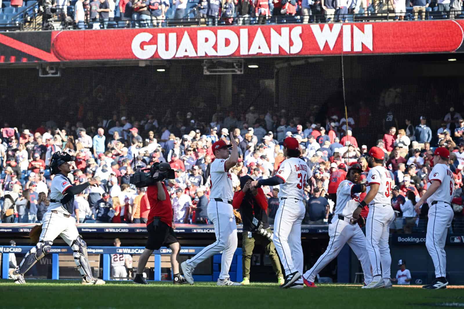 Insider Makes Interesting Comparison About Guardians