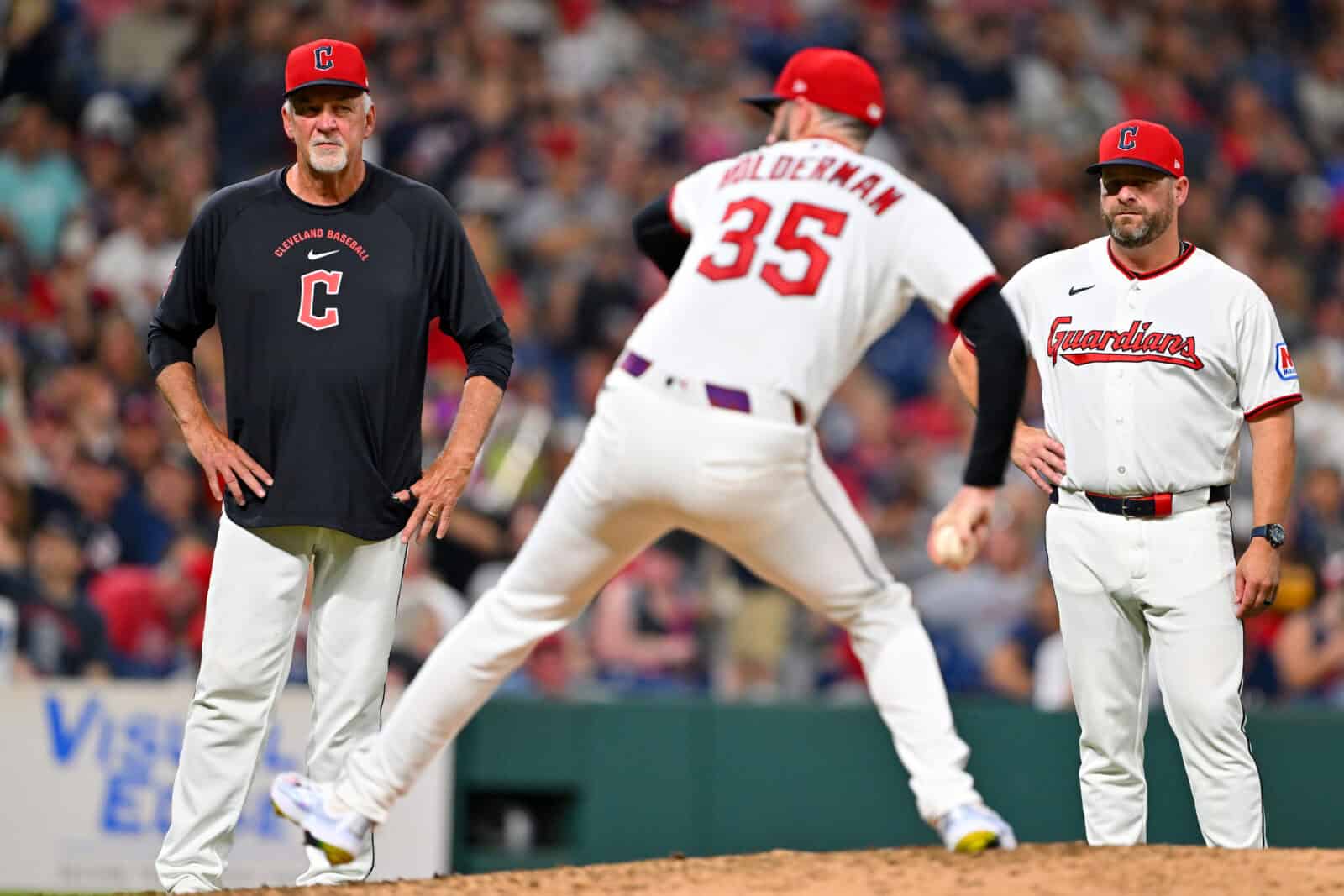 Guardians Reliever Suffers Concerning Injury