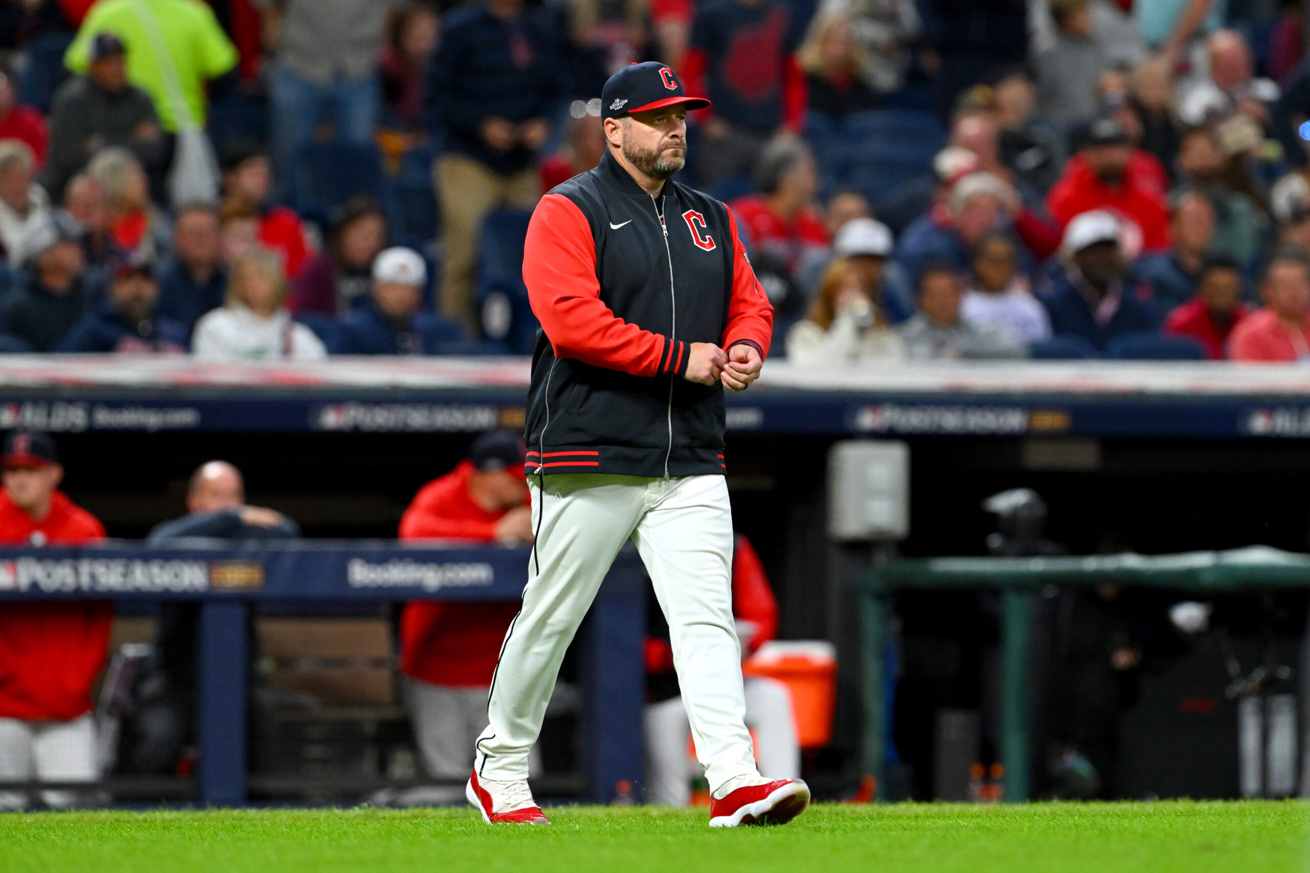 Analyst Explains Why Keeping Stephen Vogt Is So Important